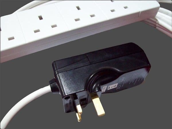 25m standard six way extension lead with rcd protection