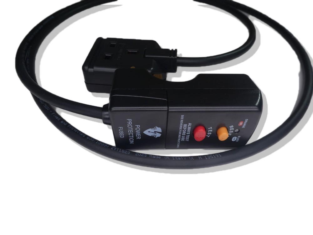 2m RCD protected single socket 13amp heavy duty extension lead