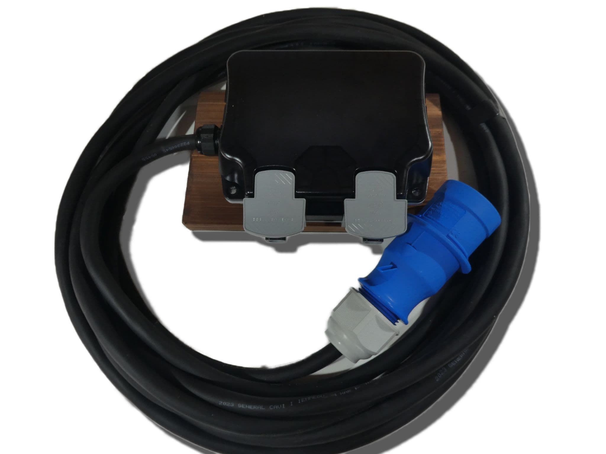 32amp plug to outdoor IP66 weatherproof socket